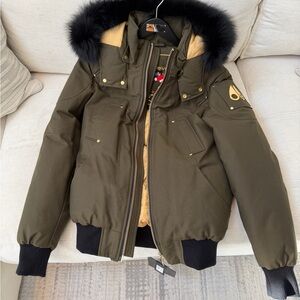 Moose Knuckles size small never worn Olive Green Fur-Trimmed Jacket